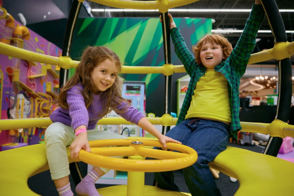 indoor play ground ontario 